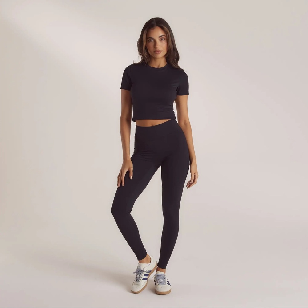 Lounge “Essentials” Black Leggings